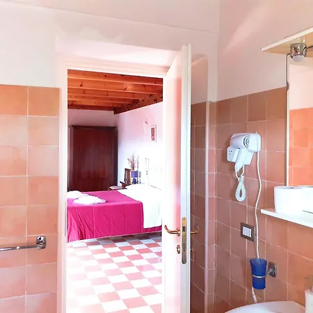 Maria Pia בית הארחה